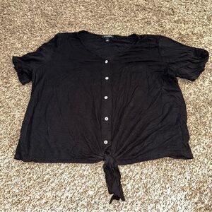 Roz & Ali Black Button-Down Tie-Front Shirt